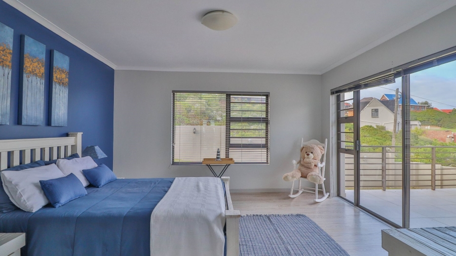 5 Bedroom Property for Sale in Dana Bay Western Cape